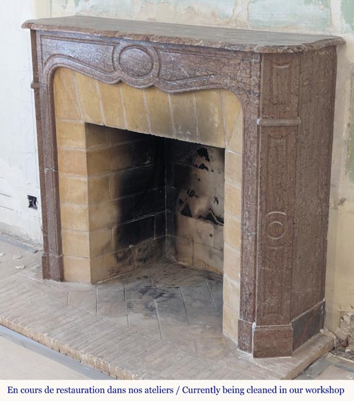 Cheminée de style Louis XV modèle Pompadour en marbre Campan rouge Cheminée de style Louis XV modèle Pompadour en marbre Campan rouge-5