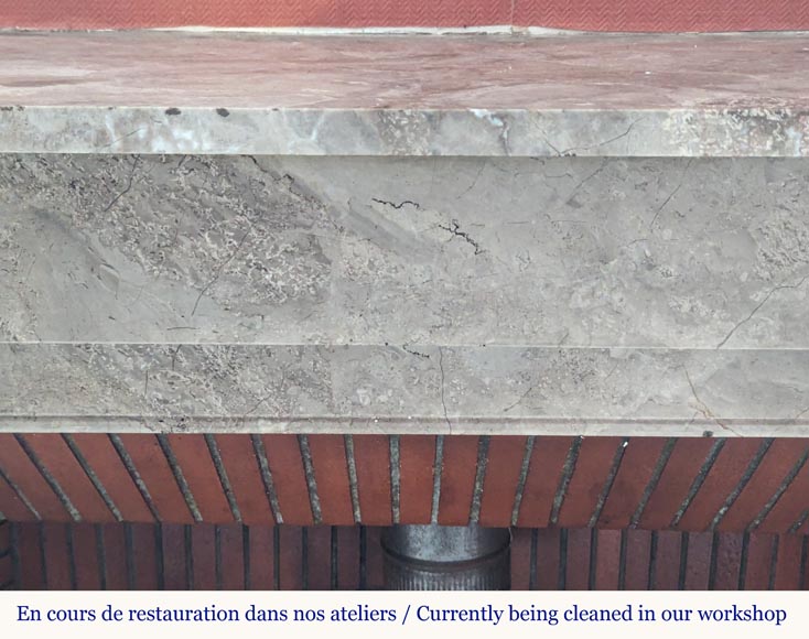 Cheminée de style Napoléon III à modillons en marbre de Lunel Cheminée de style Napoléon III à modillons en marbre de Lunel-1