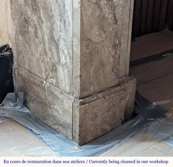 Cheminée de style Napoléon III à modillons en marbre de Lunel Cheminée de style Napoléon III à modillons en marbre de Lunel-4