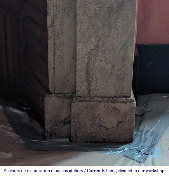 Cheminée de style Napoléon III à modillons en marbre de Lunel Cheminée de style Napoléon III à modillons en marbre de Lunel-7