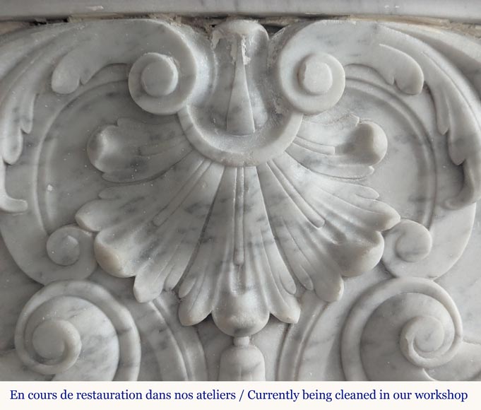 Cheminée de style Louis XV en marbre de Carrare veiné Cheminée de style Louis XV en marbre de Carrare veiné-2