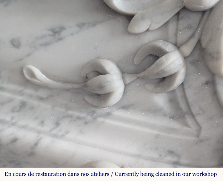 Cheminée de style Louis XV en marbre de Carrare veiné Cheminée de style Louis XV en marbre de Carrare veiné-4