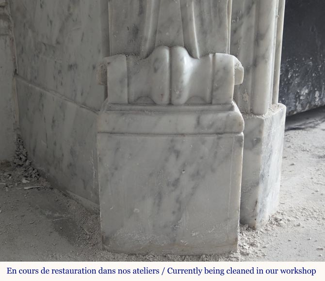 Cheminée de style Louis XV en marbre de Carrare veiné Cheminée de style Louis XV en marbre de Carrare veiné-7