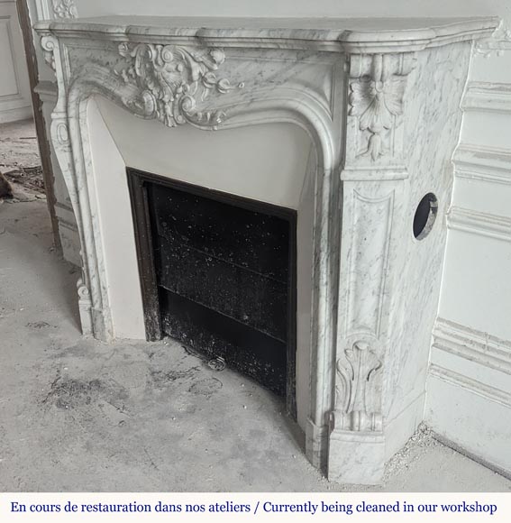 Cheminée de style Louis XV en marbre de Carrare veiné Cheminée de style Louis XV en marbre de Carrare veiné-8