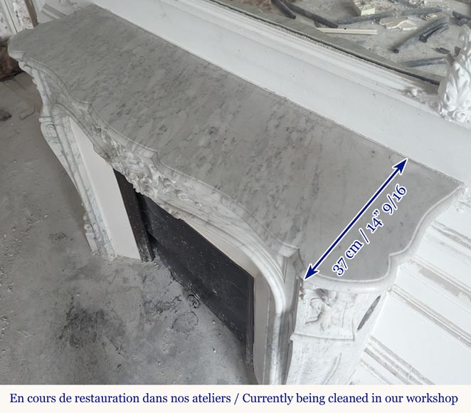 Cheminée de style Louis XV en marbre de Carrare veiné Cheminée de style Louis XV en marbre de Carrare veiné-11