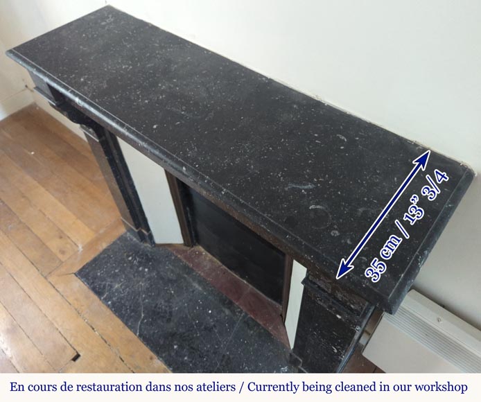 Cheminée de style Napoléon III en marbre noir moucheté à modillons Cheminée de style Napoléon III en marbre noir moucheté à modillons-9