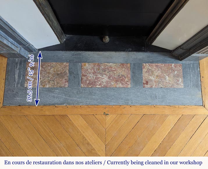 Cheminée de style Louis XVI à cannelures rudentées ornée de rosaces sculptée en marbre Turquin Cheminée de style Louis XVI à cannelures rudentées ornée de rosaces sculptée en marbre Turquin-9