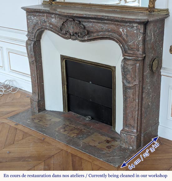 Cheminée de style Louis XV en marbre Rouge du Nord décorée d'une coquille Cheminée de style Louis XV en marbre Rouge du Nord décorée d'une coquille-7