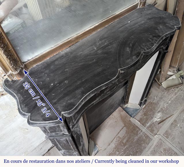 Cheminée de style Louis XV modèle Pompadour en marbre noir moucheté Cheminée de style Louis XV modèle Pompadour en marbre noir moucheté-8