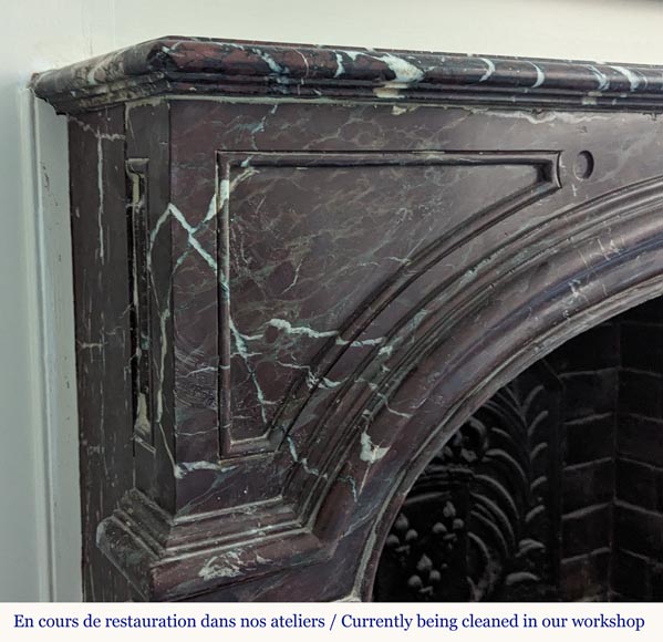 Cheminée de style Régence en marbre Campan Cheminée de style Régence en marbre Campan-3