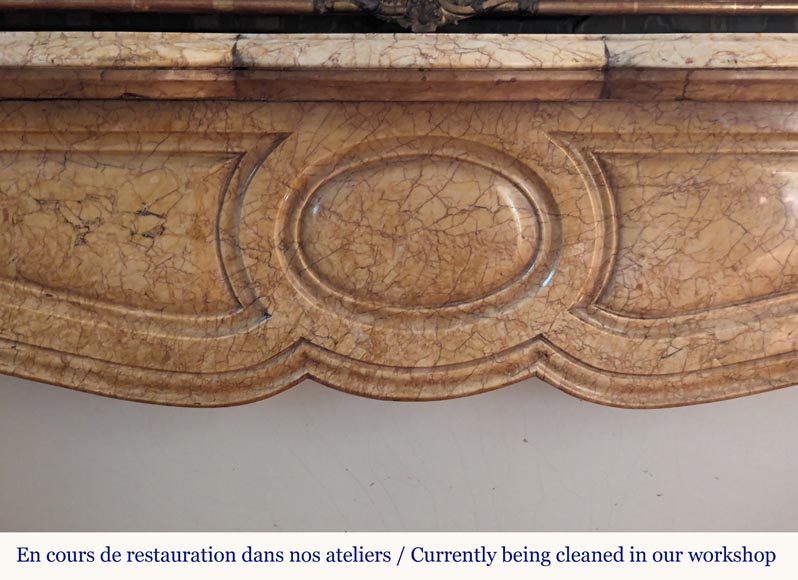 Cheminée de style Louis XV modèle Pompadour en marbre Brocatel Cheminée de style Louis XV modèle Pompadour en marbre Brocatel-1