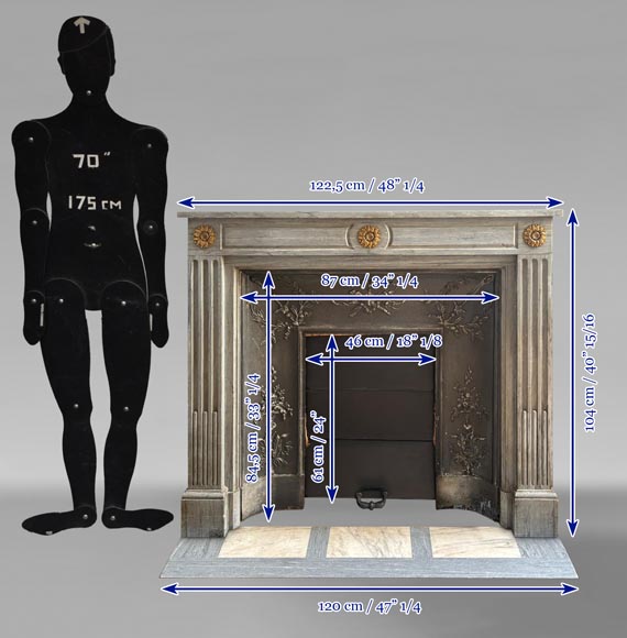 Cheminée de style Louis XVI en marbre Turquin bleu clair décorée de fleurs de tournesol en bronze Cheminée de style Louis XVI en marbre Turquin bleu clair décorée de fleurs de tournesol en bronze-9