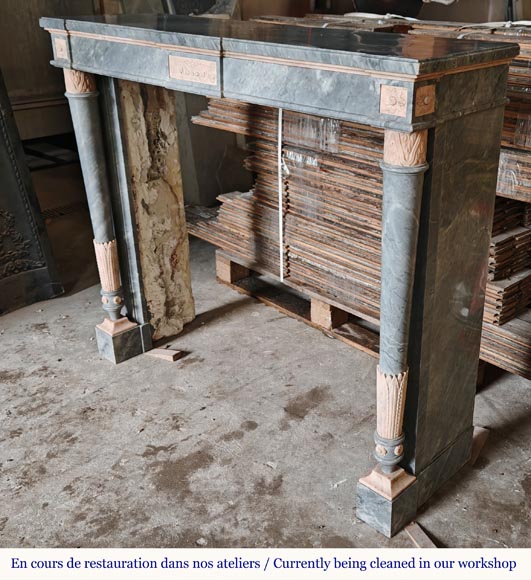 Cheminée de style Louis XVI à colonnes détachées en marbres Turquin et Rose du Portugal Cheminée de style Louis XVI à colonnes détachées en marbres Turquin et Rose du Portugal-6