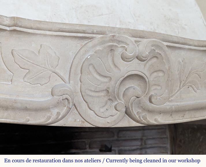 Cheminée de style Louis XV type Bourguignonne en pierre Cheminée de style Louis XV type Bourguignonne en pierre-2