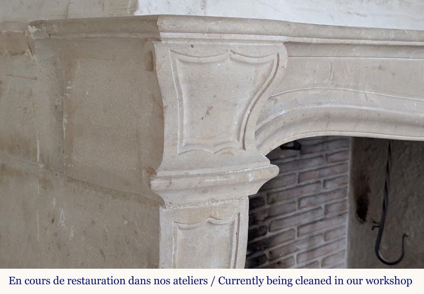 Cheminée de style Louis XV type Bourguignonne en pierre Cheminée de style Louis XV type Bourguignonne en pierre-4