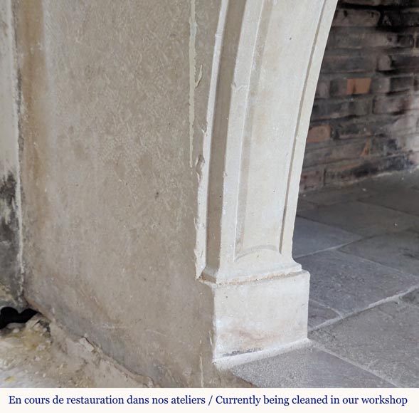 Cheminée de style Louis XV type Bourguignonne en pierre Cheminée de style Louis XV type Bourguignonne en pierre-6