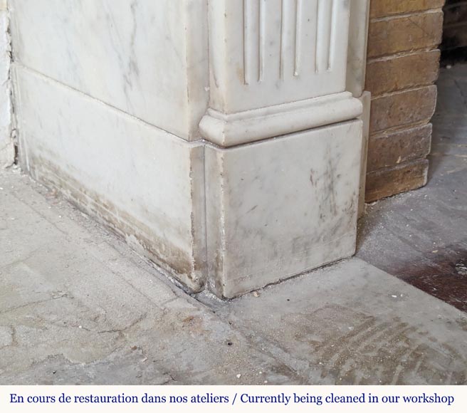 Cheminée de style Louis XVI à rosace en marbre de Carrare Cheminée de style Louis XVI à rosace en marbre de Carrare-4