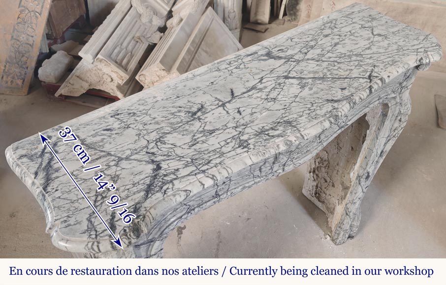 Cheminée de style Louis XV modèle Pompadour, gallbée, en marbre bleu fleuri Cheminée de style Louis XV modèle Pompadour, gallbée, en marbre bleu fleuri-8