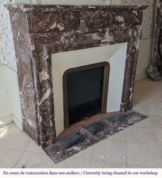 Cheminée de style Louis XIV en marbre Rouge de Rance ornée de bronze Cheminée de style Louis XIV en marbre Rouge de Rance ornée de bronze-2