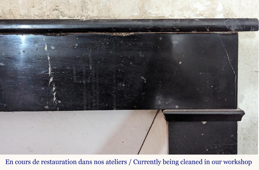 Cheminée de style Napoléon III en marbre noir moucheté Cheminée de style Napoléon III en marbre noir moucheté-6