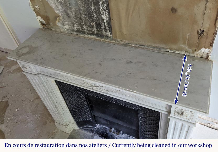 Cheminée de style Louis XVI en marbre de Carrare décorée d'une couronne de laurier Cheminée de style Louis XVI en marbre de Carrare décorée d'une couronne de laurier-9