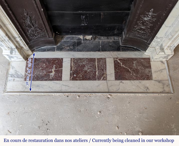 Cheminée de style Louis XVI en marbre Arabescato décorée d'une frise de perles Cheminée de style Louis XVI en marbre Arabescato décorée d'une frise de perles-8