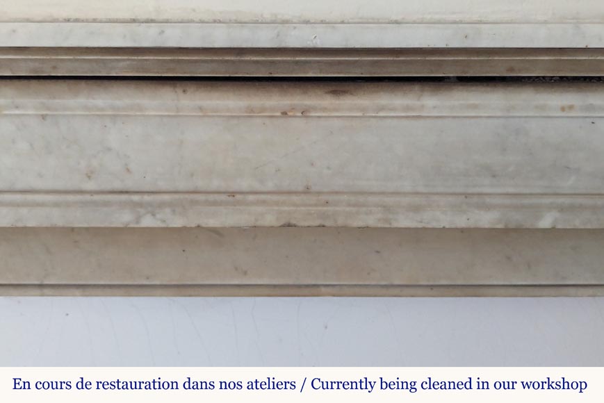 Cheminée de style Napoléon III à modillon en marbre de Carrare Cheminée de style Napoléon III à modillon en marbre de Carrare-1