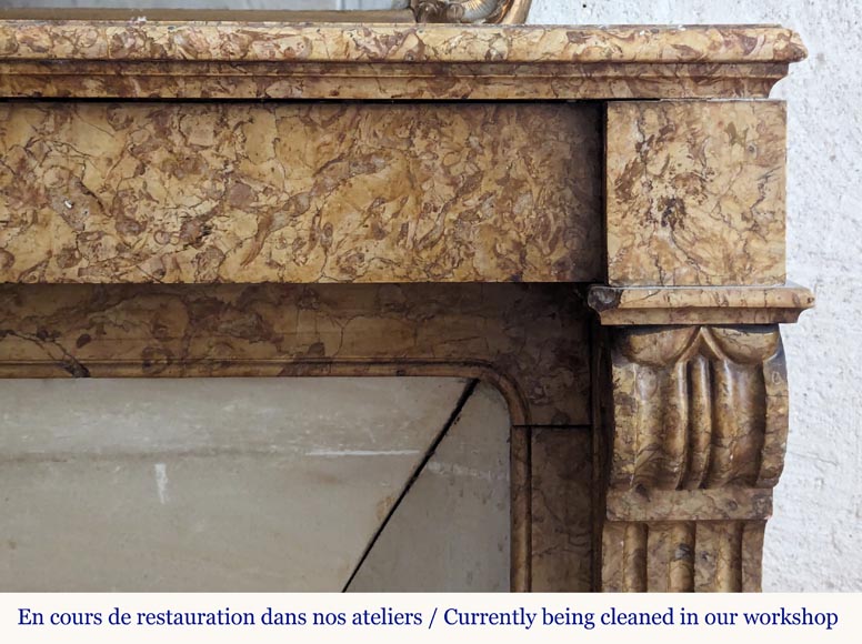 Cheminée de style Napoléon III à modillon en marbre Brocatelle Cheminée de style Napoléon III à modillon en marbre Brocatelle-6