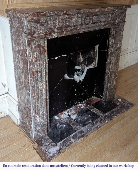 Cheminée de style Louis XVI en marbre Rouge royal Cheminée de style Louis XVI en marbre Rouge royal-3