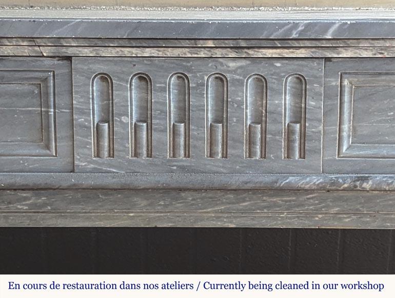 Cheminée de style Louis XVI en marbre Turquin à cannelures rudentées Cheminée de style Louis XVI en marbre Turquin à cannelures rudentées-1