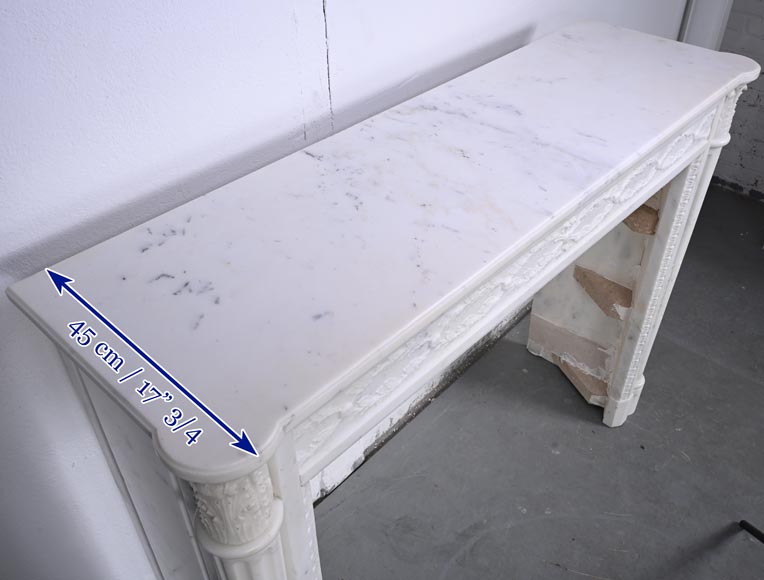 Cheminée de style Louis XVI à demi-colonnes en marbre de Carrare Cheminée de style Louis XVI à demi-colonnes en marbre de Carrare-12