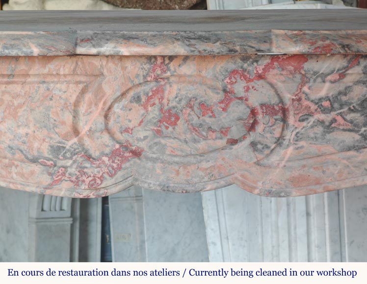 Cheminée de style Louis XV modèle Pompadour en marbre Enjugerais Cheminée de style Louis XV modèle Pompadour en marbre Enjugerais-1