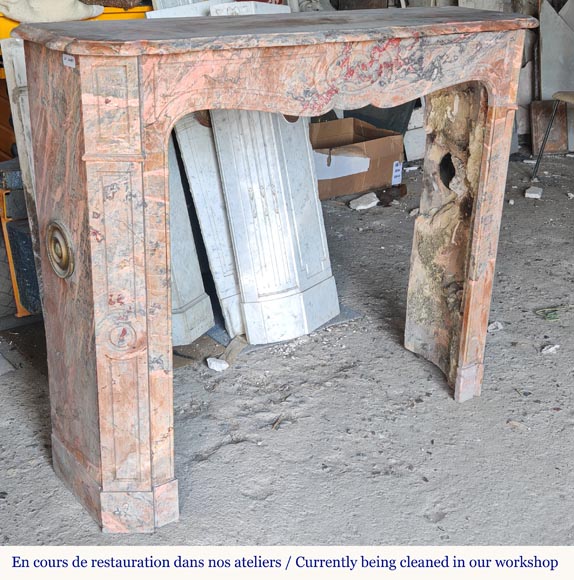 Cheminée de style Louis XV modèle Pompadour en marbre Enjugerais Cheminée de style Louis XV modèle Pompadour en marbre Enjugerais-2