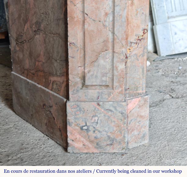 Cheminée de style Louis XV modèle Pompadour en marbre Enjugerais Cheminée de style Louis XV modèle Pompadour en marbre Enjugerais-4