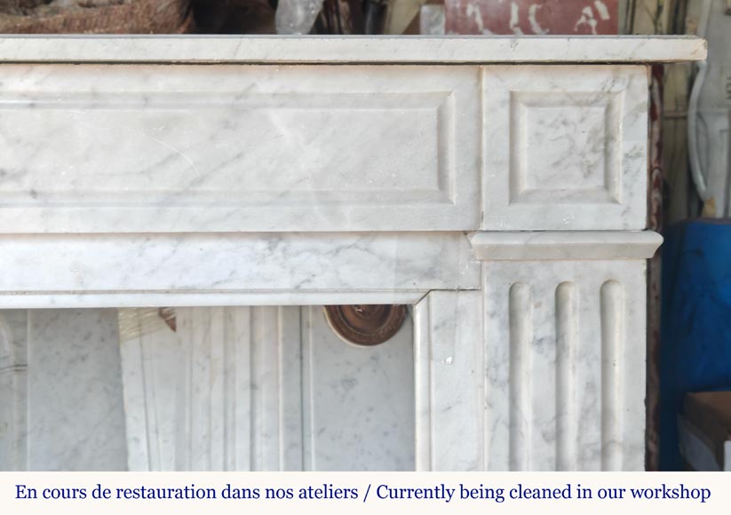 Cheminée de style Louis XVI moulurée en marbre de Carrare Cheminée de style Louis XVI moulurée en marbre de Carrare-6