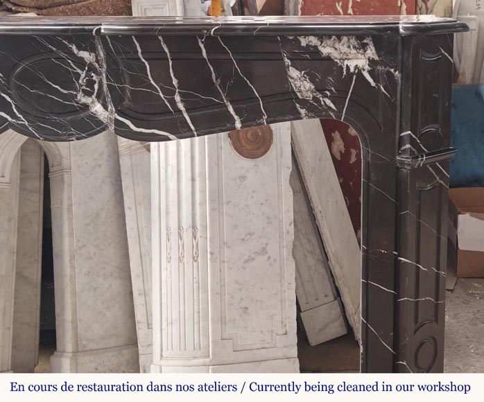 Cheminée de style Louis XV modèle Pompadour en marbre noir Marquina Cheminée de style Louis XV modèle Pompadour en marbre noir Marquina-6