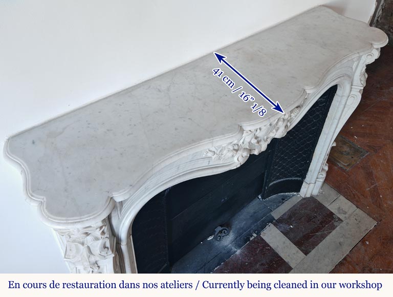 Cheminée de style Louis XV en marbre de Carrare richement sculptée Cheminée de style Louis XV en marbre de Carrare richement sculptée-13