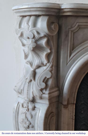 Cheminée de style Louis XV en marbre de Carrare très sculptée Cheminée de style Louis XV en marbre de Carrare très sculptée-6