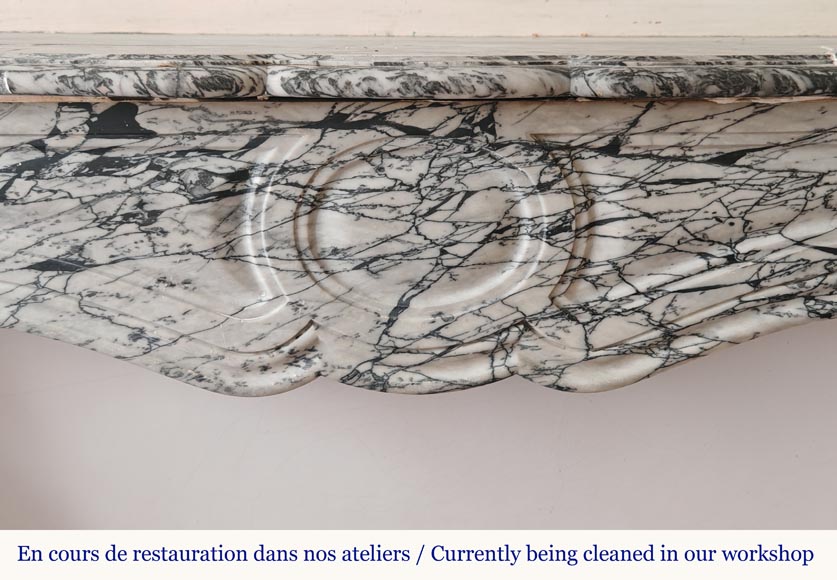 Cheminée de style Louis XV modèle Pompadour en marbre bleu Fleuri Cheminée de style Louis XV modèle Pompadour en marbre bleu Fleuri-1