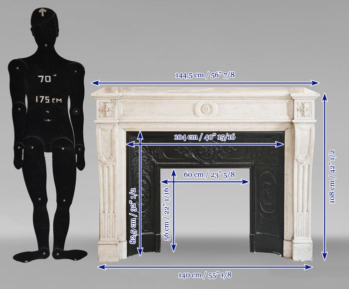 Cheminée de style Louis XVI en marbre de Carrare à ornement fleural et fleur de tournesol Cheminée de style Louis XVI en marbre de Carrare à ornement fleural et fleur de tournesol-10