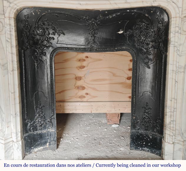 Cheminée galbée de style Louis XV modèle Pompadour en marbre Arabescato Cheminée galbée de style Louis XV modèle Pompadour en marbre Arabescato-8