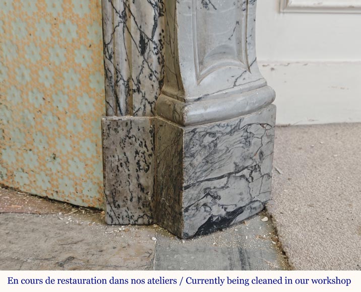 Cheminée de style Louis XV modèle Pompadour en marbre bleu Cheminée de style Louis XV modèle Pompadour en marbre bleu-7