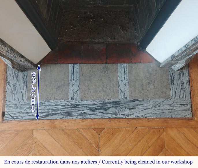 Cheminée de style Louis XV modèle Pompadour en marbre bleu Fleuri Cheminée de style Louis XV modèle Pompadour en marbre bleu Fleuri-8