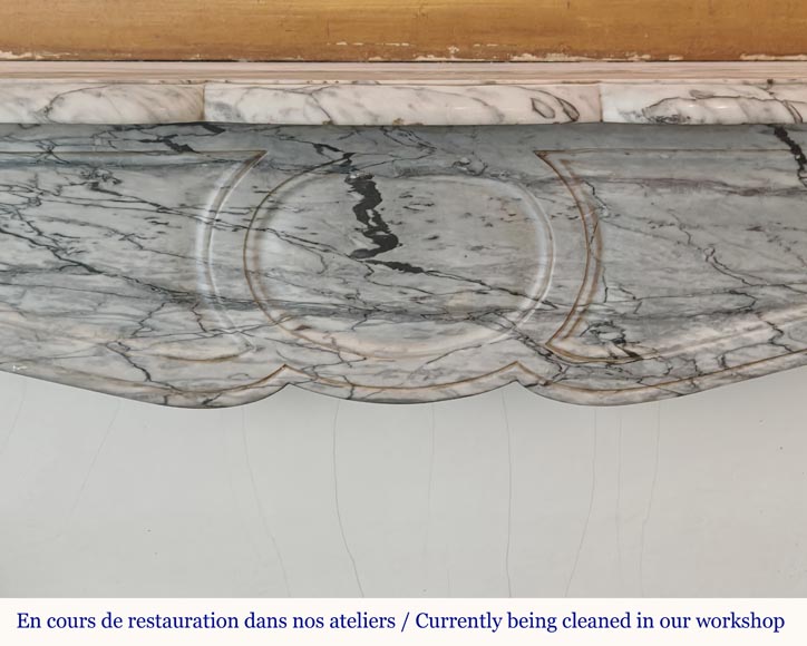 Cheminée de style Louis XV modèle Pompadour plate en marbre bleu Fleuri Cheminée de style Louis XV modèle Pompadour plate en marbre bleu Fleuri-1