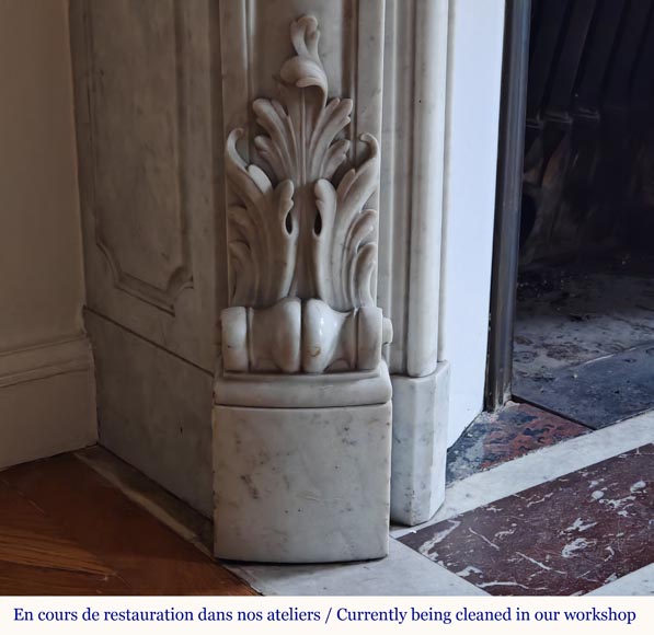 Cheminée de style Louis XV richement sculptée en marbre de Carrare Cheminée de style Louis XV richement sculptée en marbre de Carrare-6