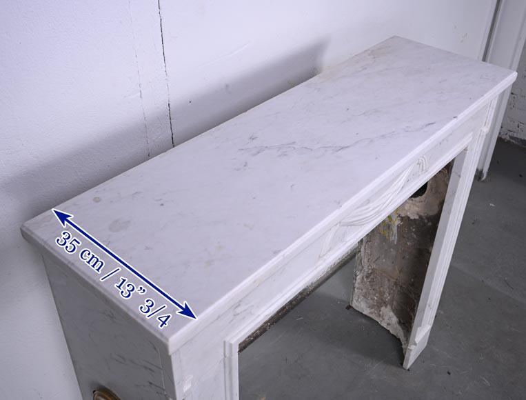 Petite cheminée de style Louis XVI au drapé sculptée en marbre de carrare Petite cheminée de style Louis XVI au drapé sculptée en marbre de carrare-9