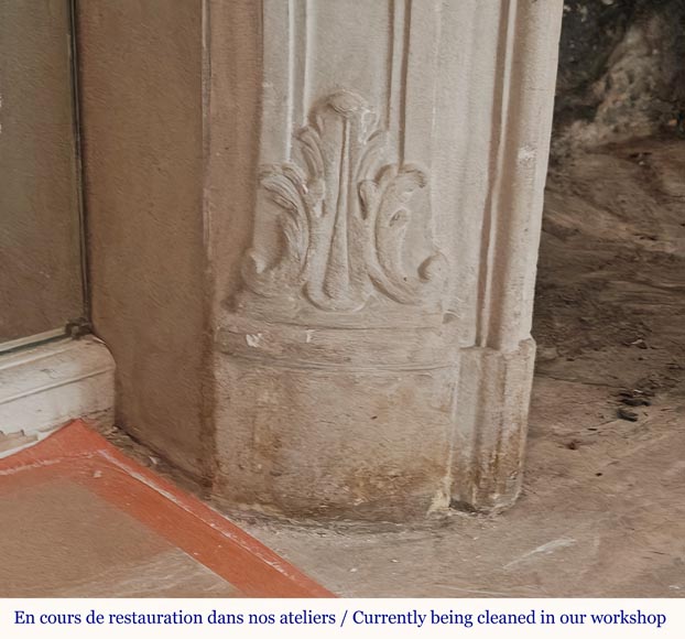 Cheminée de style Louis XV en pierre Cheminée de style Louis XV en pierre-7