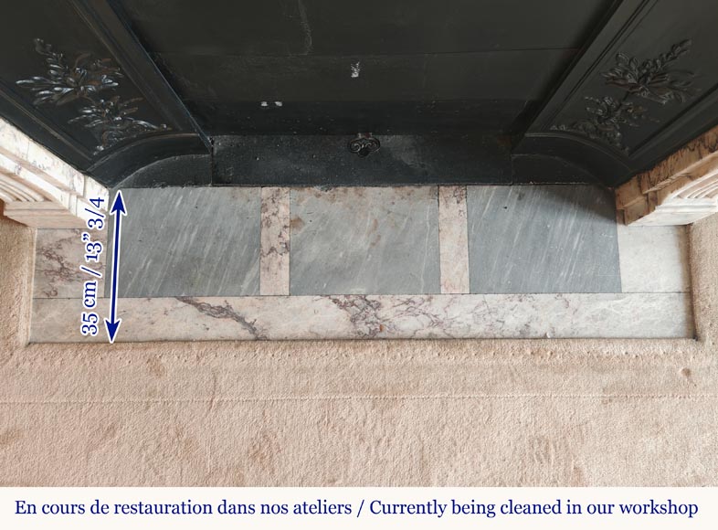 Cheminée de style Louis XVI décorée d'une frise à la grecque sculptée en onyx Cheminée de style Louis XVI décorée d'une frise à la grecque sculptée en onyx-10