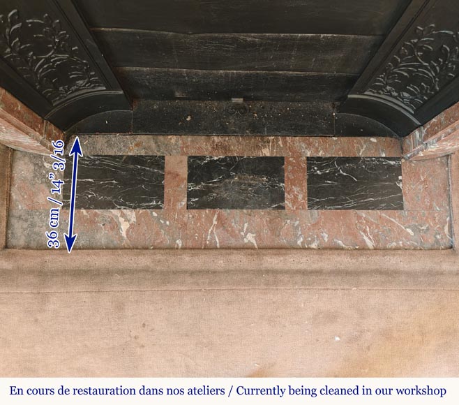 Cheminée galbée de style Louis XVI en marbre rouge du Nord Cheminée galbée de style Louis XVI en marbre rouge du Nord-8