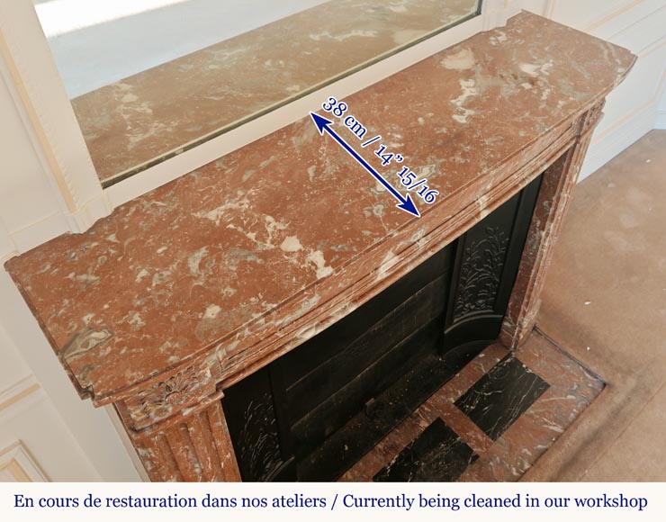 Cheminée galbée de style Louis XVI en marbre rouge du Nord Cheminée galbée de style Louis XVI en marbre rouge du Nord-9